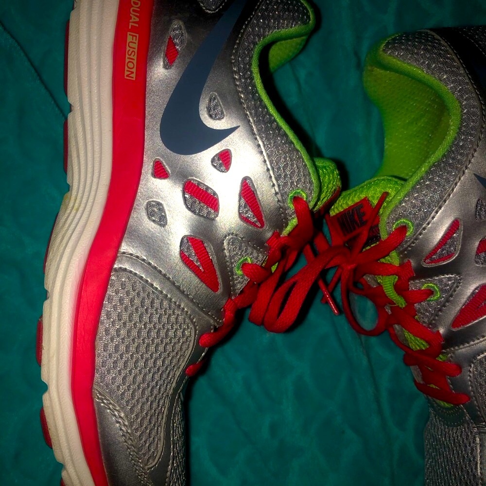 Nike tennis  shoes